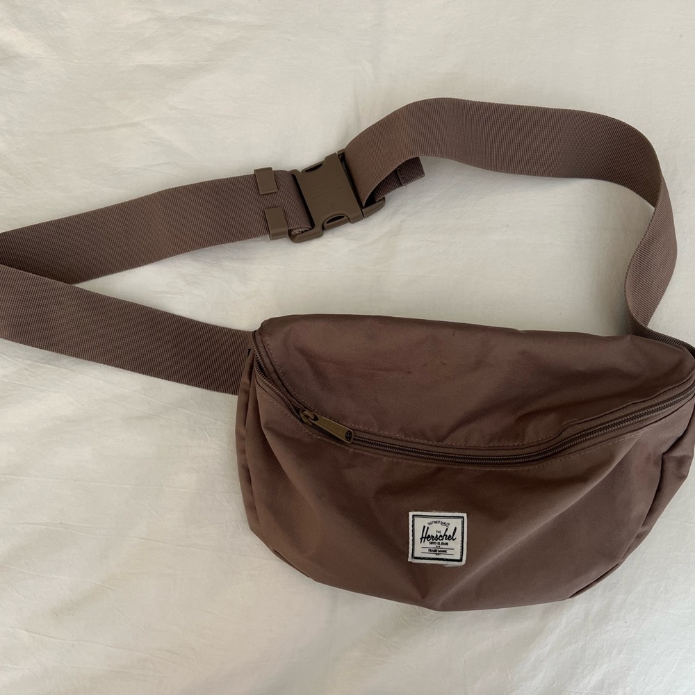 Herschel Brown large Fanny pack